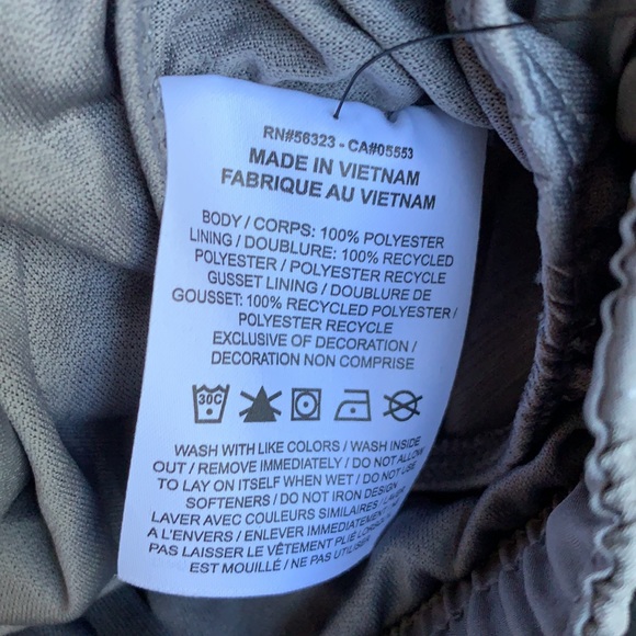 NIKE WMNS RUNNING SHORTS - Picture 8 of 16